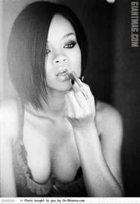 Rihanna - normal_0420.jpg