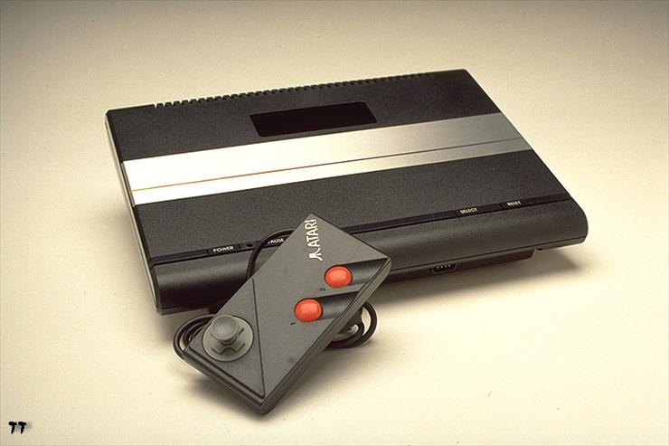 Komputery  Konsole - Atari 7800.jpg