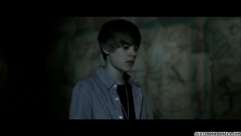 Justin Bieber - video3_mp4_000018143.jpg
