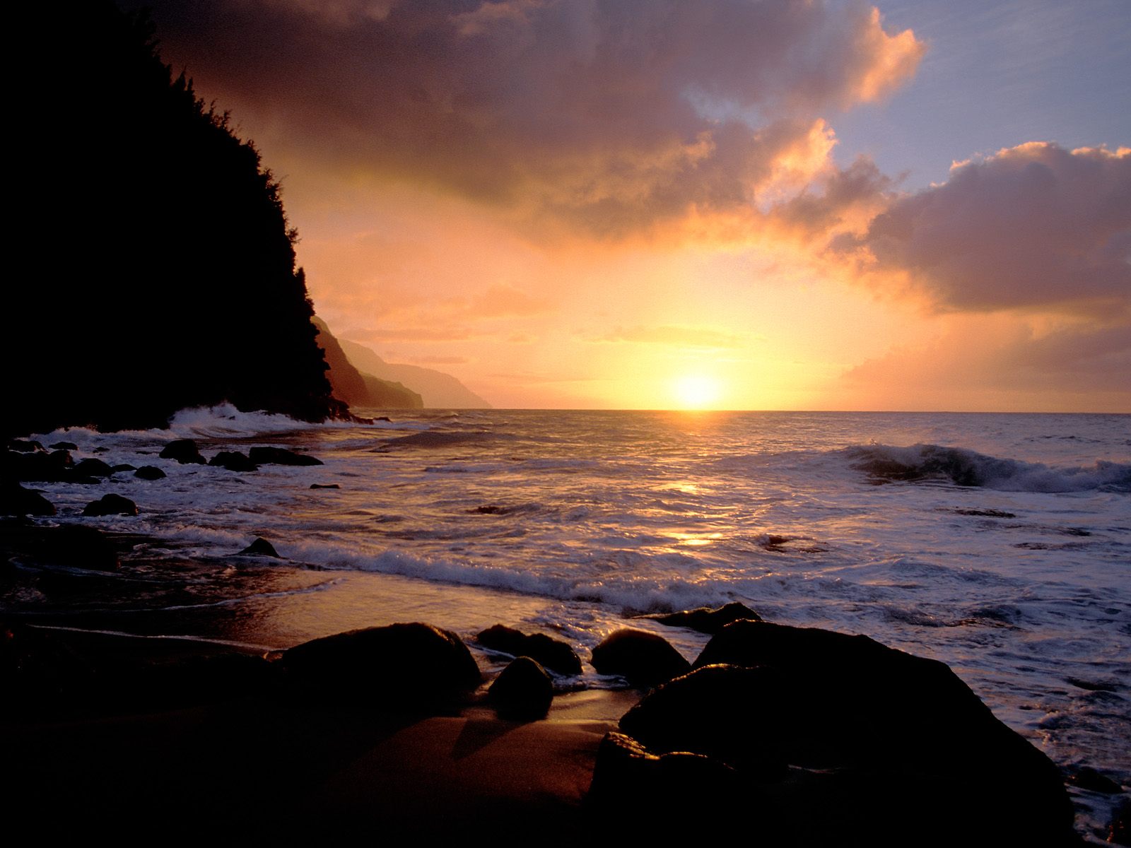 TAPETY NA PULPIT - Sunset on the Na Pali Coast, Hawaii - 1600x1200 .jpg
