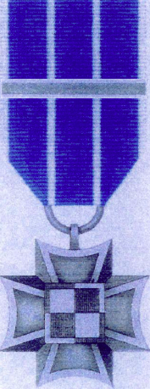 odznaki II wojna Światowa - 150px-POL_Lotniczy_Krzyz_Zaslugi_2x_awers.png