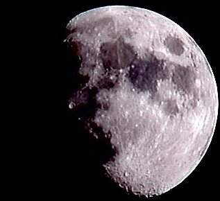 Zdjęcia kosmos - Księżyc 2b cyfr..jpg