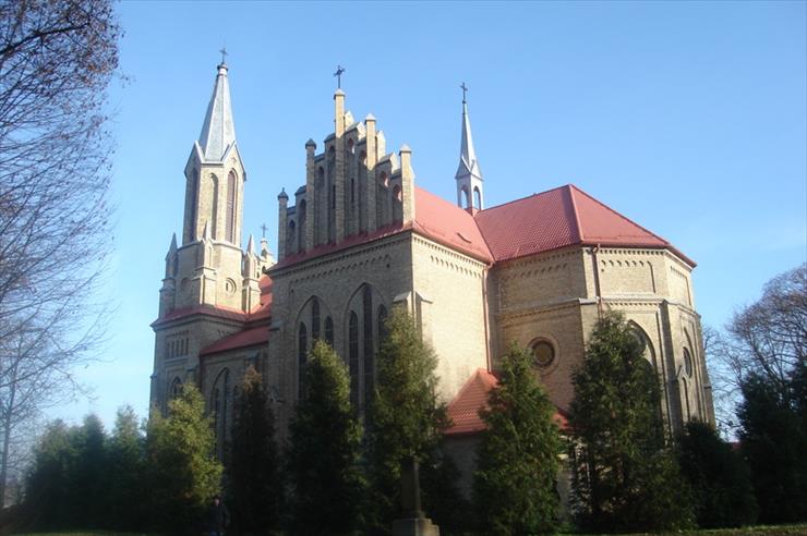 Podlasie - Kościół św. Anny wzniesiony w latach 1907-13.jpg