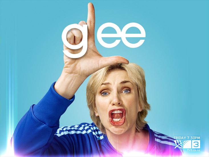 Glee - Glee-Wallpaper-1600x1200_Sue.jpg