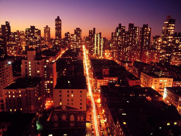 Przepiękne tapety na pulpit-Krajobrazy nocą - Upper East Side of Manhattan, New York.jpg
