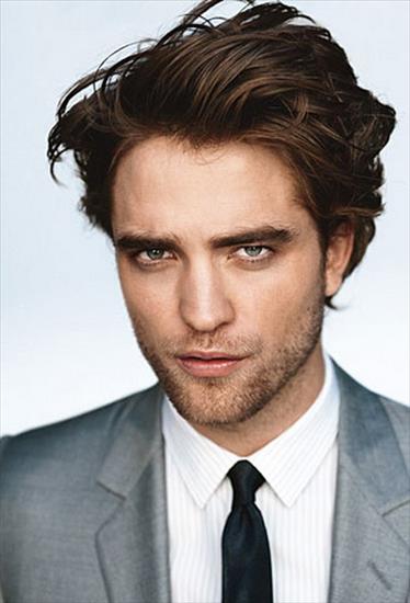 Robert Pattinson x3 - 925d.jpg