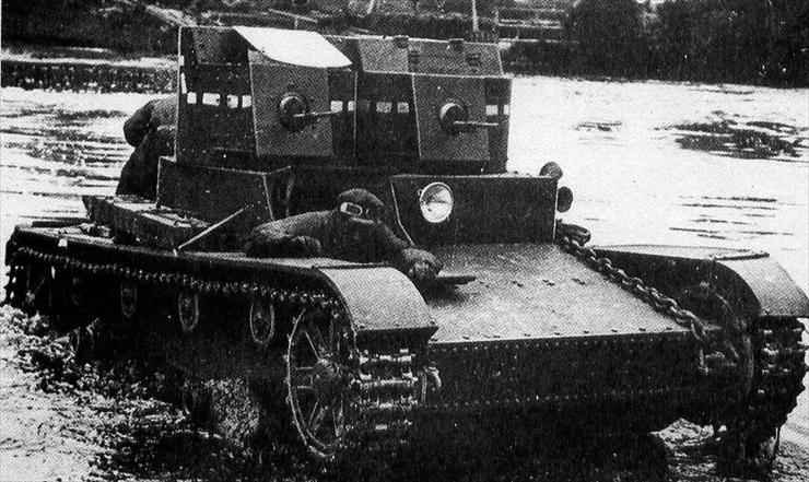 TAPETY CZOŁGI - Czołg lekki T-26 w wariancie dwuwieżowym fot. 1.JPG