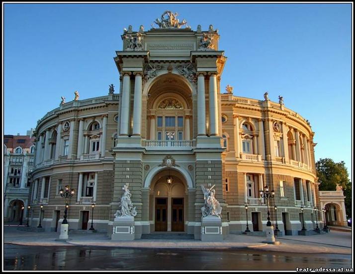 Odessa - OdesaTeatroOpera.jpg