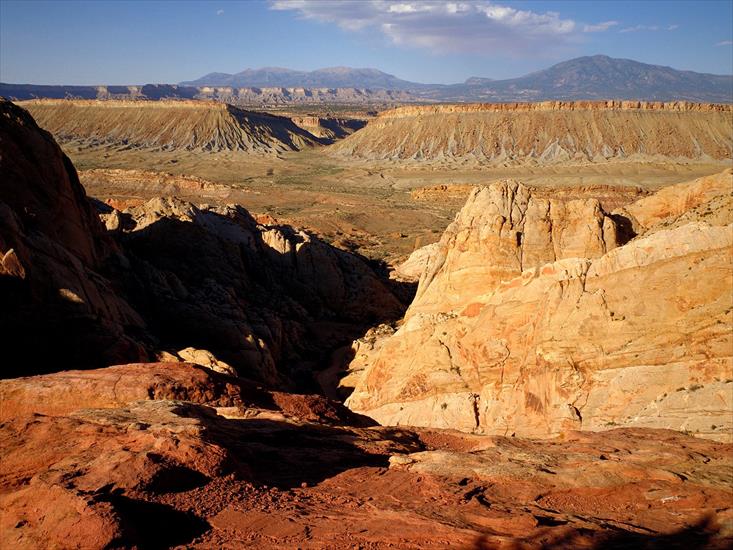 Krajobrazy - Strike Valley Overlook, Capitol Reef National Park, Utah.jpg