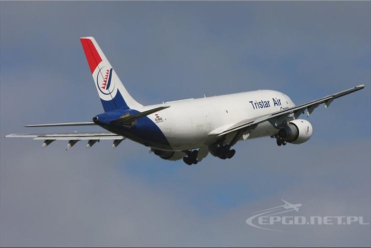 Foto - Airbus A300B4-2031.jpg