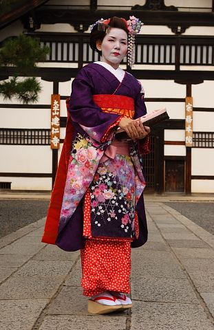 JAPONIA 2 - geisha.jpg