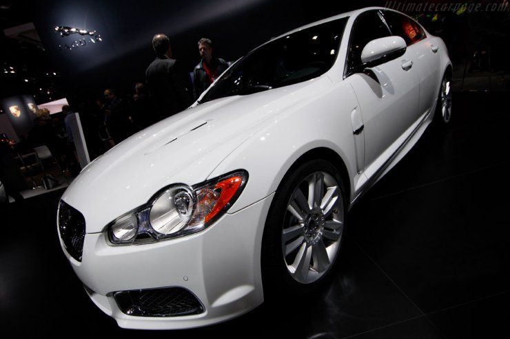 Detroit Motor Show 2011 - Jaguar XF.jpg