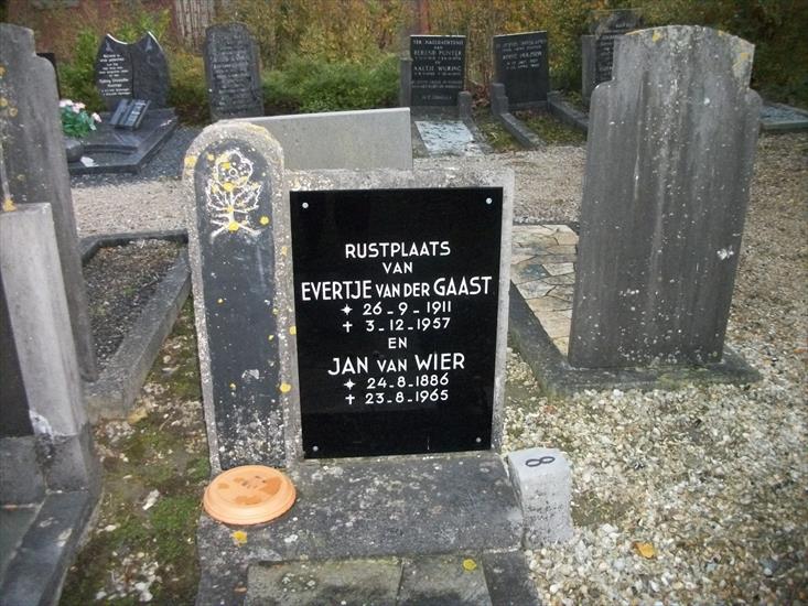 1.11.2011 cmentarz w Harlingenie - 100_2301.JPG