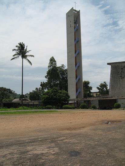 Burundi - Universidad_de_Bujumbura.JPG