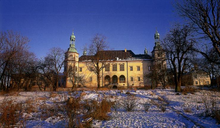 Barpk - Zamek w Kielcach.jpg