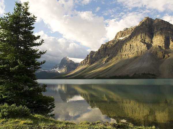 Kanada - Bow Lake, Banff National Park, Alberta, Canada.jpg