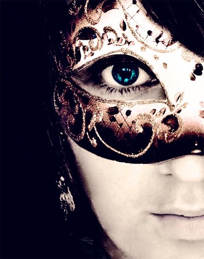 Ona w masce - The_truth_behind_the_mask_by_XxshadowxphobiaxX.jpg