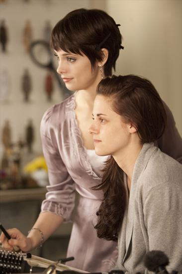 Z filmu stills - KristenStewart-The_Twilight_Saga-Breaking_Dawn-Part_1-Promo_Stills-003.jpg