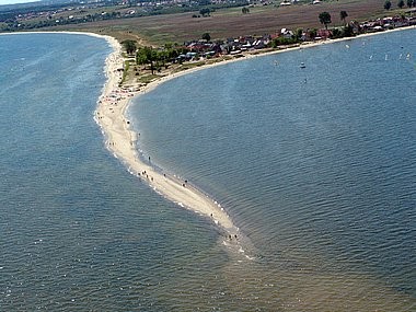 ciekawe oraz piękne miejsca w Polsce - plaża w Rewie.jpg