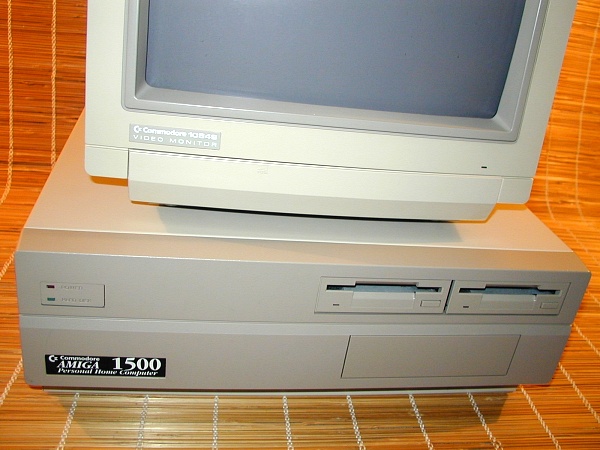 Amiga 1500 - a15.jpg