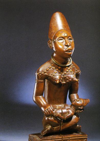 Art Africain - Statue Kongo, Republique Populaire du Congo ou Zaire...ongo or Zaire, Bois, copper, nails, glares of mirror.jpg
