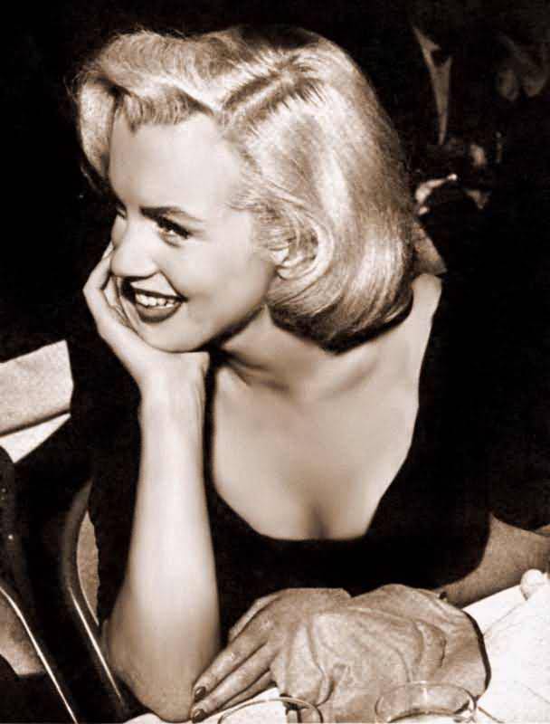 1000 Marilyn Monroe Pictures - 229.jpg