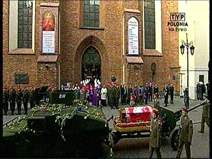 Pogrzeb pary prezydenckiej - 10.jpg