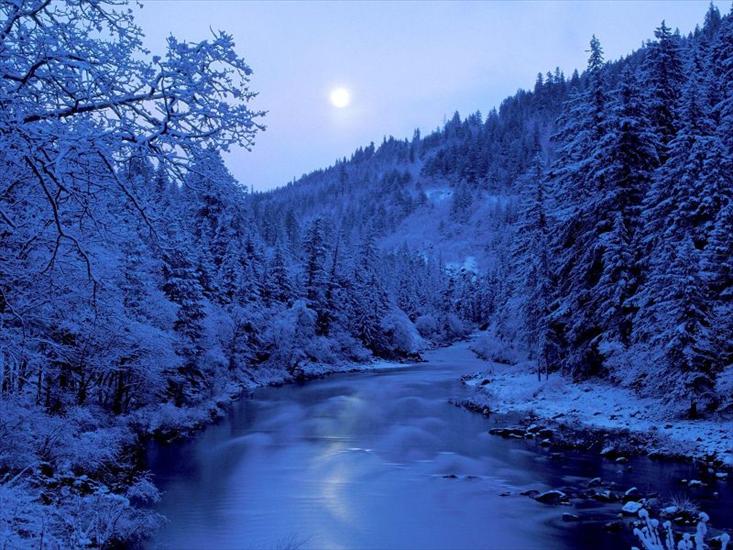 krajobrazy - By the Light of the Moon, Scott River, Klamath National Forest, California.jpg