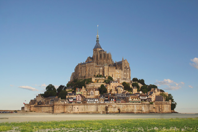 Bajeczne zamki - Mont-St-Michel, Francja.jpg